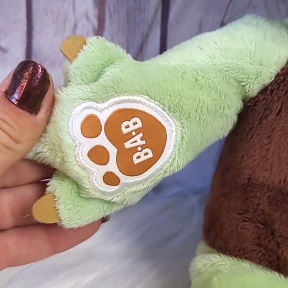 Build-A-Bear Star Wars The Child Baby Yoda Sound in Hand Plush Stuffed Animal 14 - Picture 7 of 17